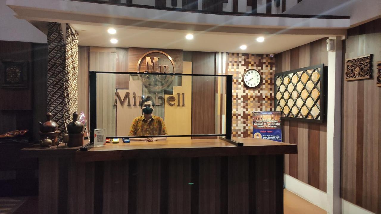 Mirabell Hotel & Convention Hall Malang Exterior photo